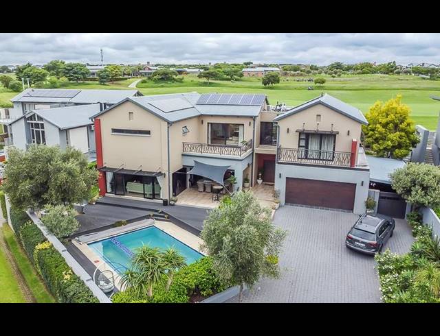 4 BEDROOM HOUSE FOR SALE IN COPPERLEAF ESTATE